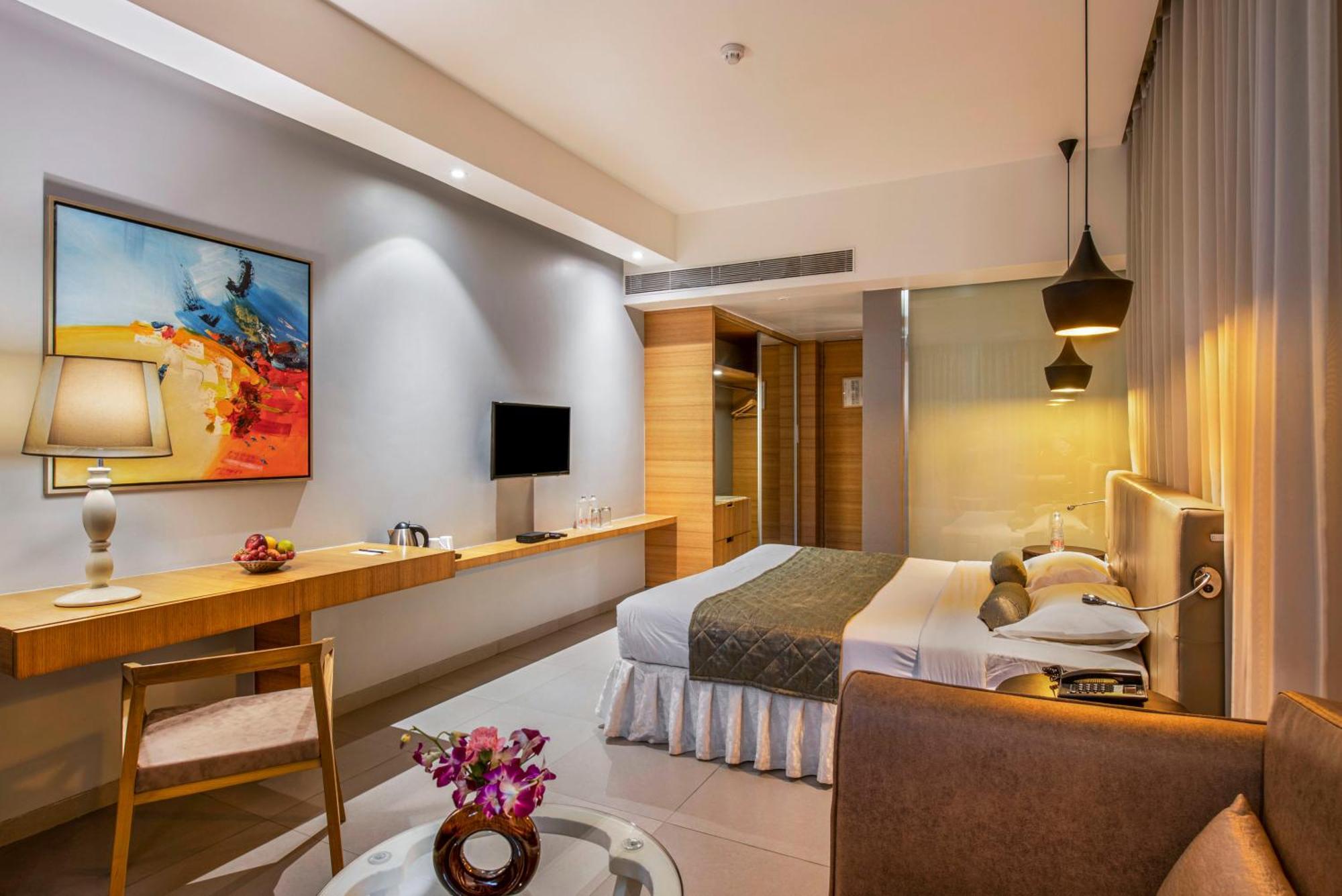 Hotel Satkar Grande Thane Extérieur photo