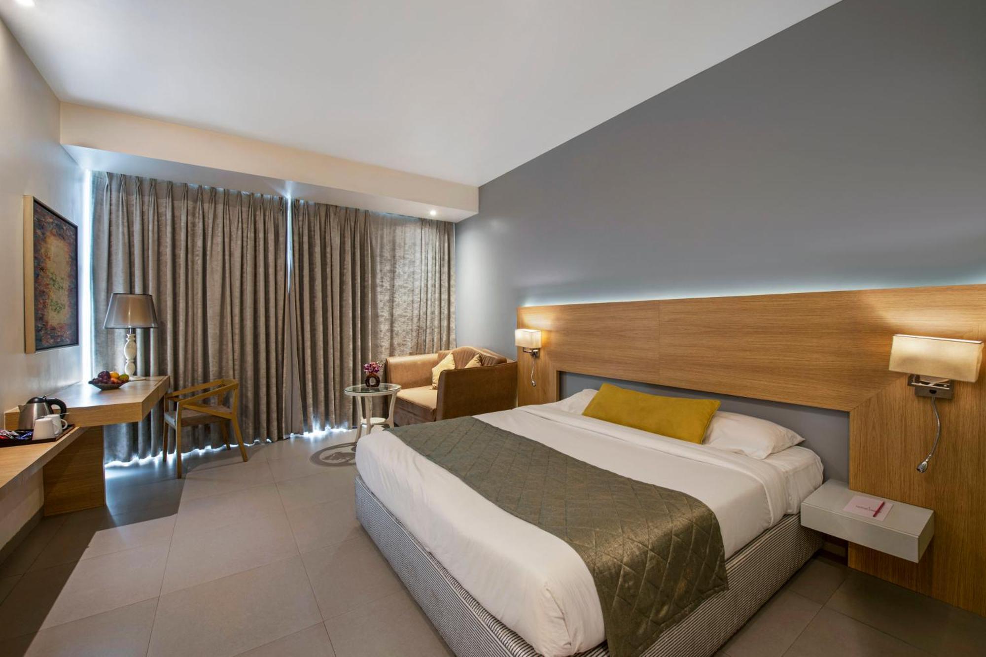 Hotel Satkar Grande Thane Extérieur photo
