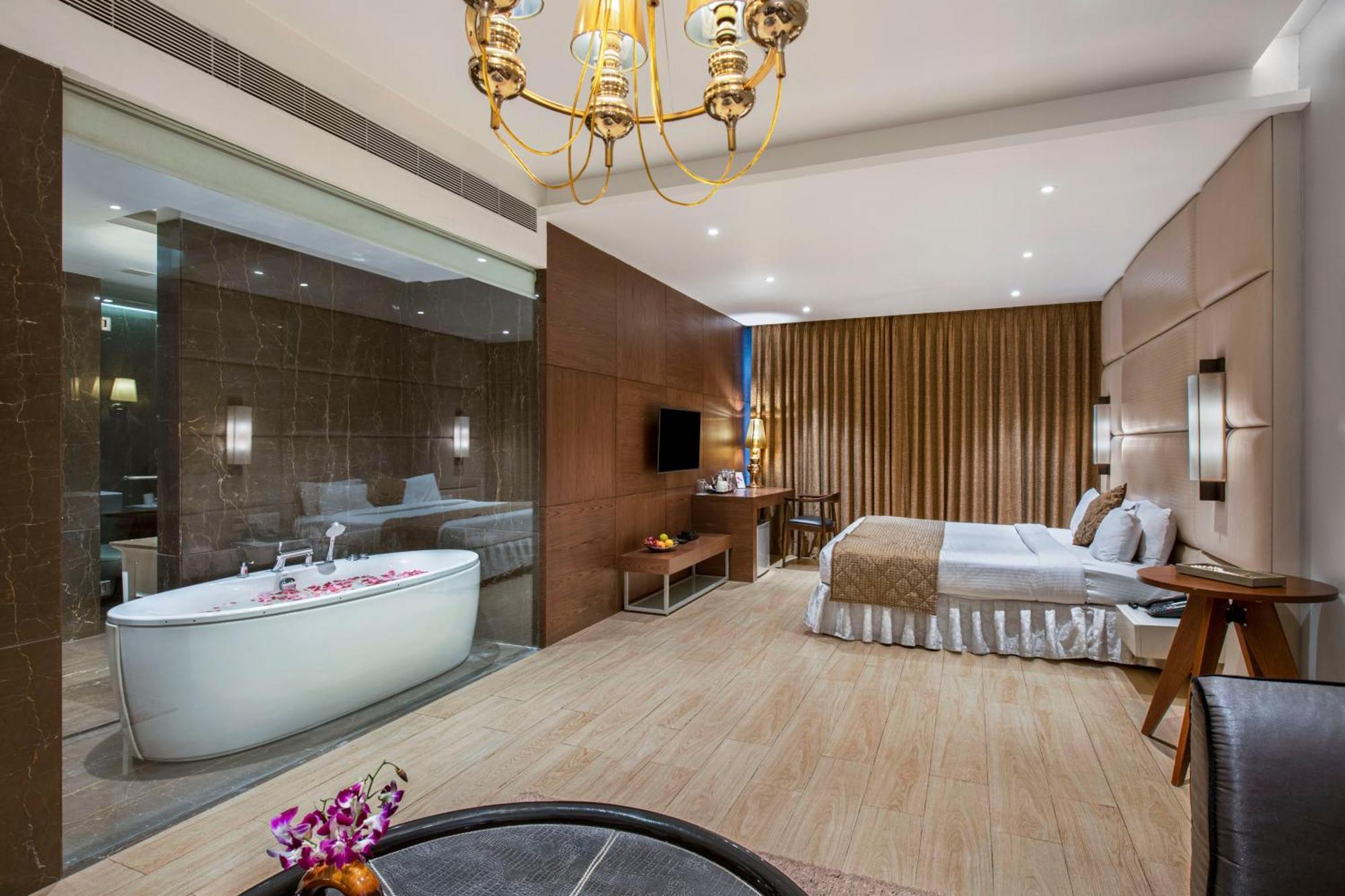 Hotel Satkar Grande Thane Extérieur photo