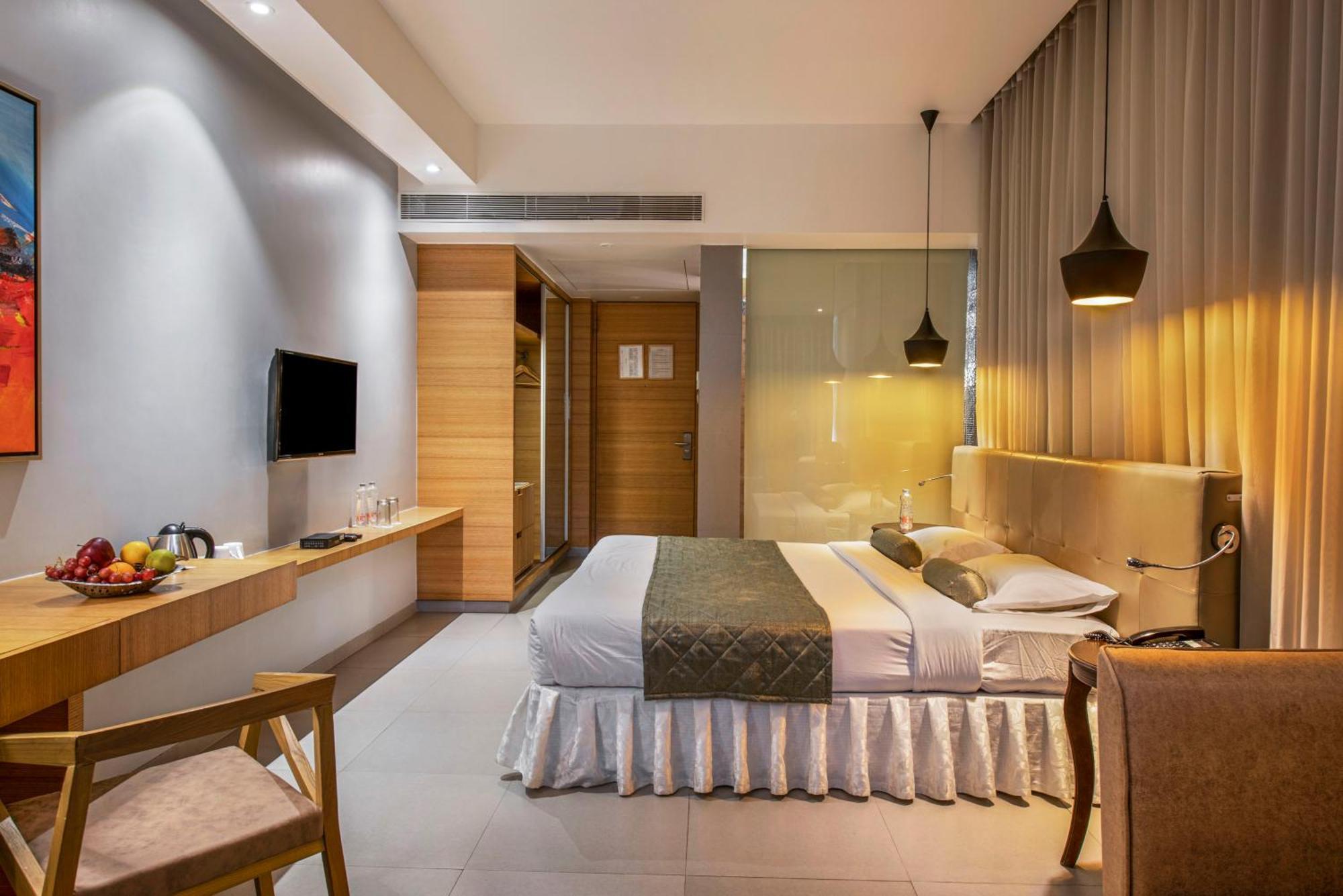 Hotel Satkar Grande Thane Extérieur photo