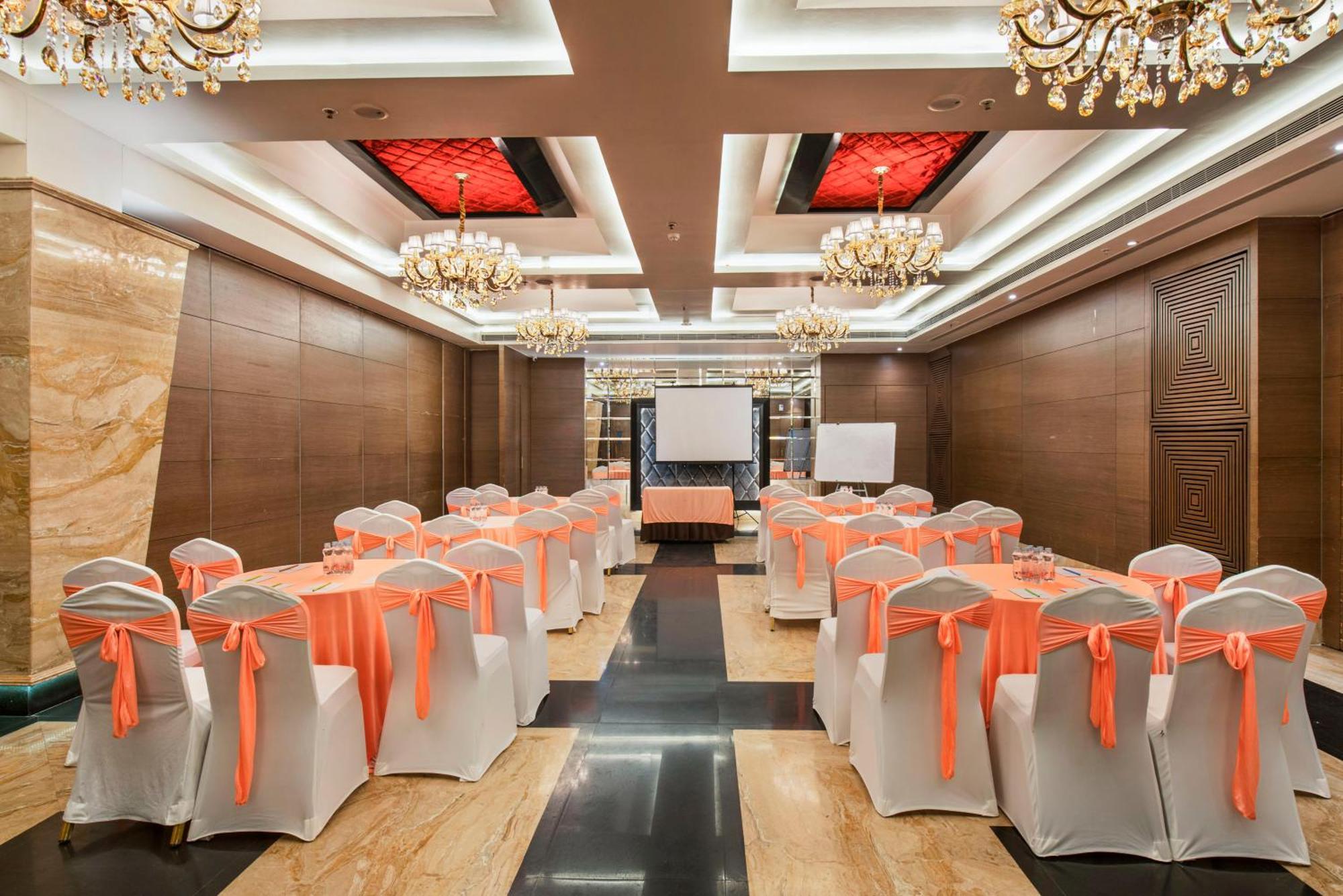 Hotel Satkar Grande Thane Extérieur photo