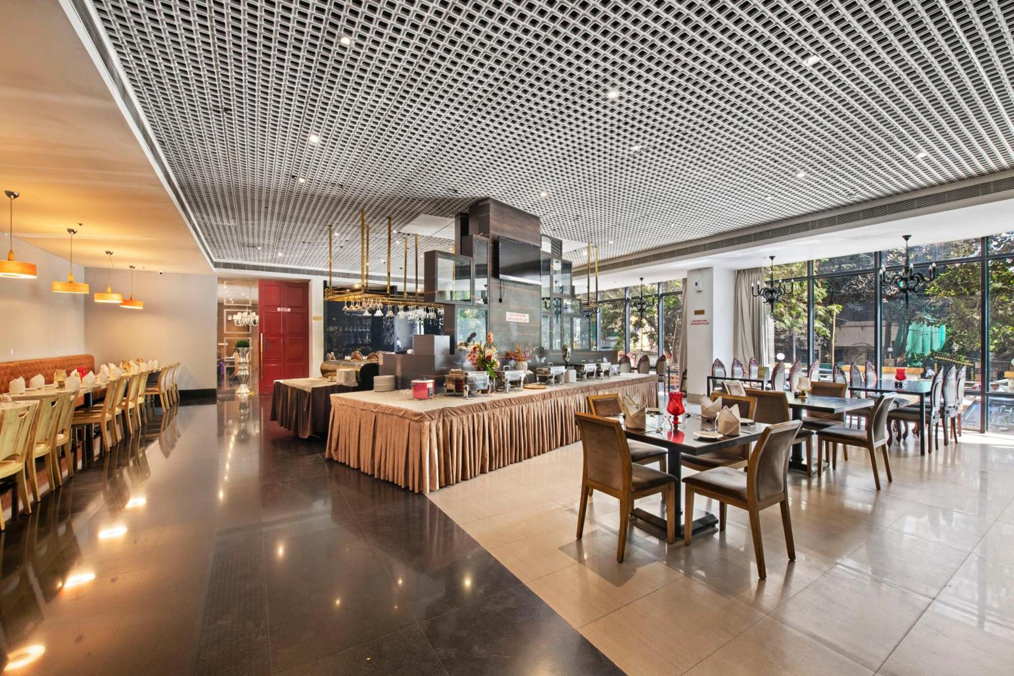 Hotel Satkar Grande Thane Extérieur photo