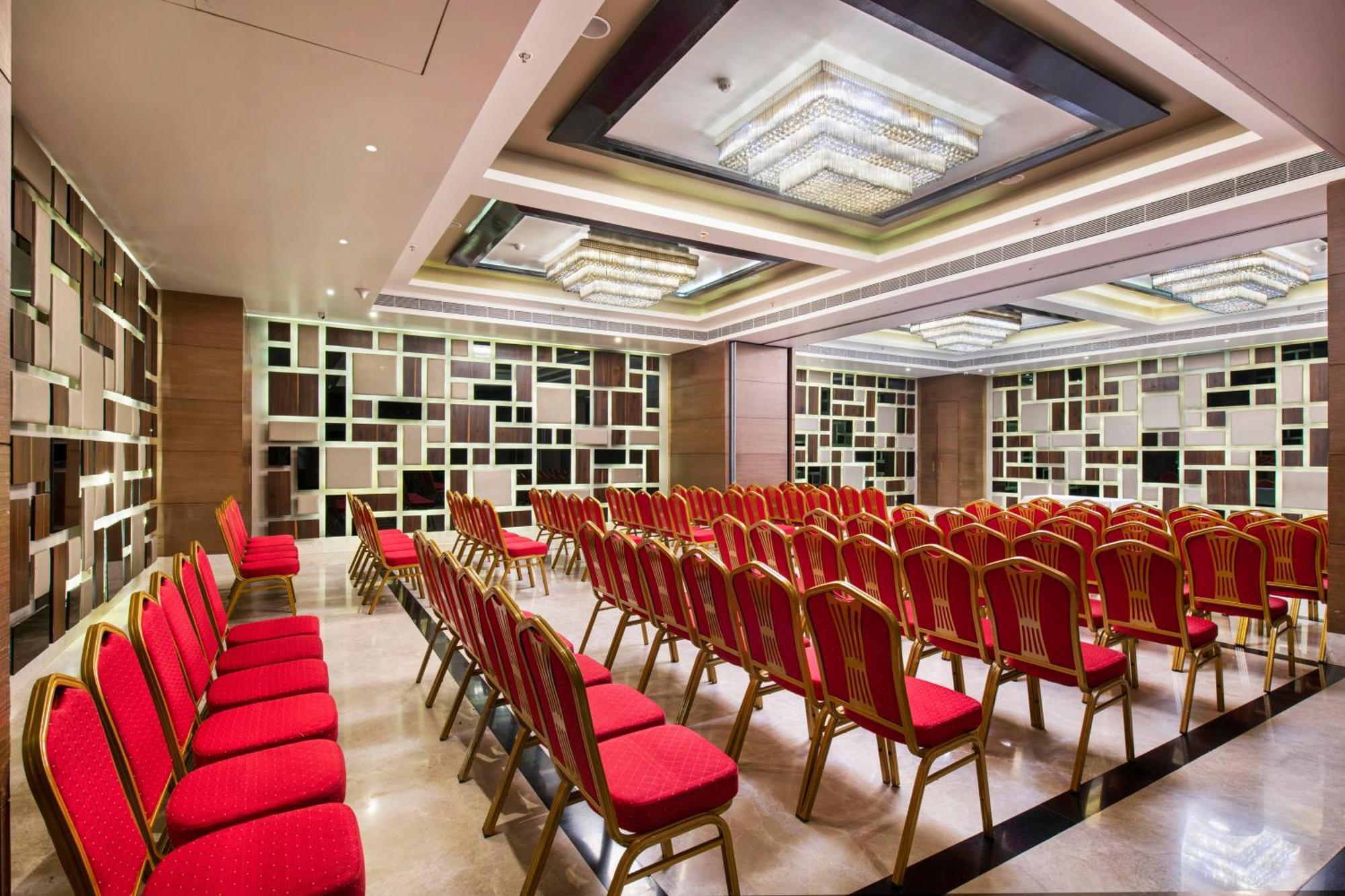 Hotel Satkar Grande Thane Extérieur photo